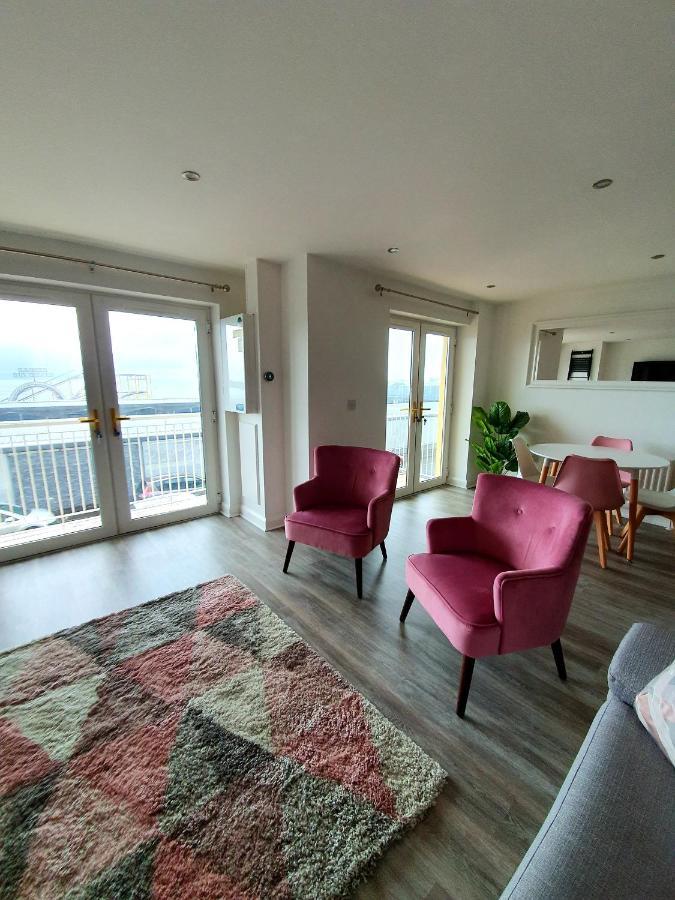 In The Heart Of Portrush - Beautiful Views Apartment Luaran gambar