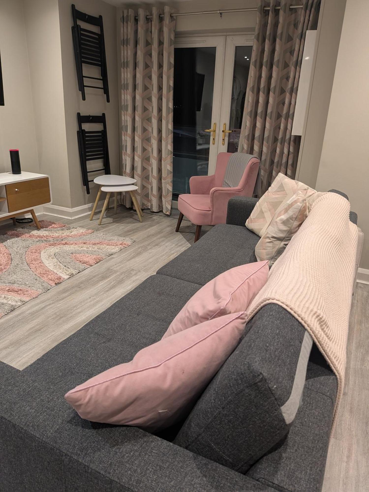In The Heart Of Portrush - Beautiful Views Apartment Luaran gambar
