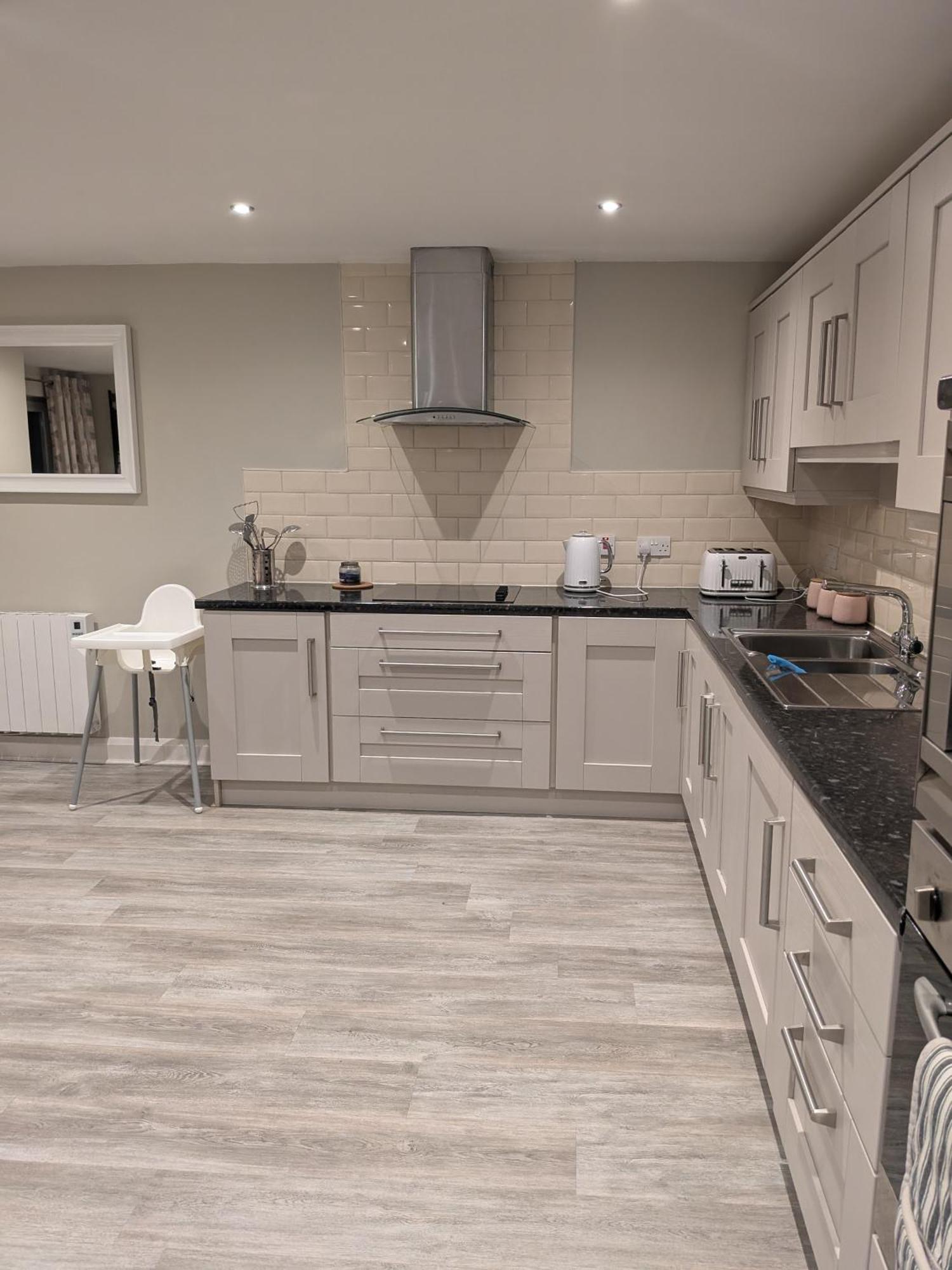 In The Heart Of Portrush - Beautiful Views Apartment Luaran gambar